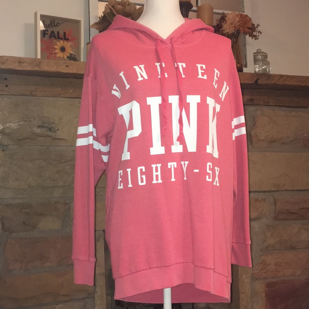 ❤️ Victoria’s Secret Pink pullover hoodie size XS